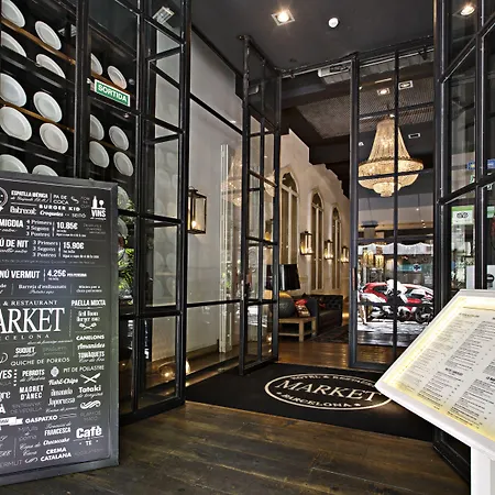 Market Hotel 3*