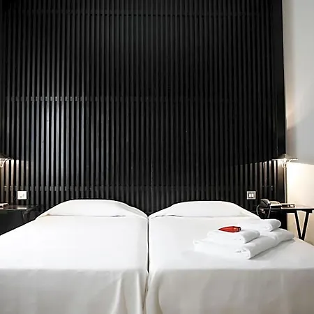 Market Hotel 3*